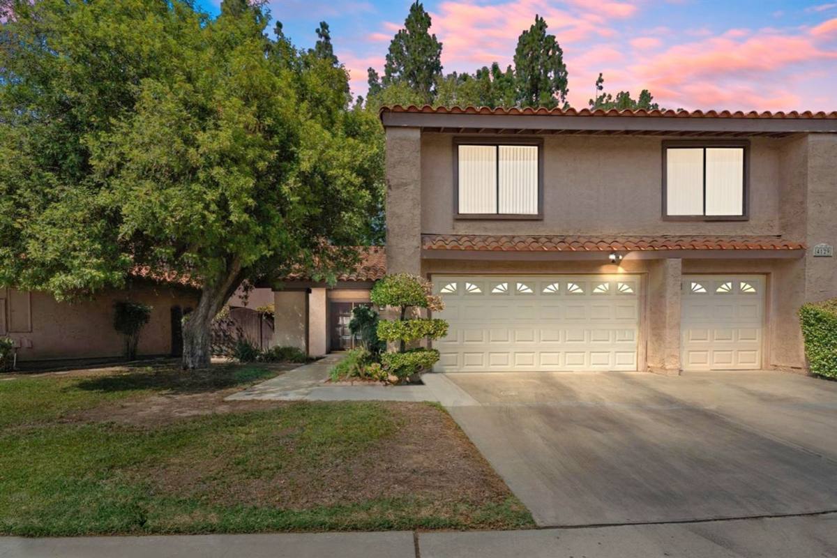 House for rent at 4129 Pinewood Lake Dr, Bakersfield, CA 93309