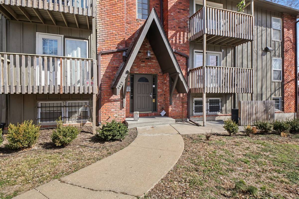 Apartment for rent at 3403-3405 Campbell, Kansas City, MO 64109