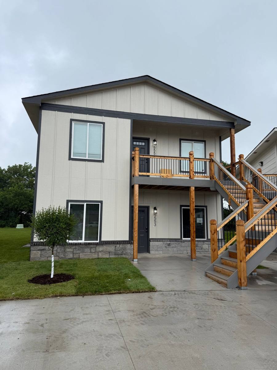Townhouse for rent at 5553-55 N Bressler Dr, Wichita, KS 67219