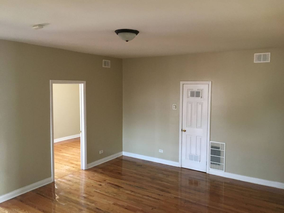 Apartment for rent at 5635-37 W N Ave, Chicago, IL 60639