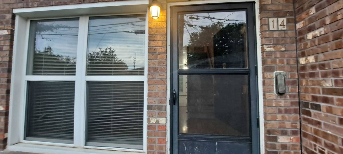 Apartment for rent at 4008-4016 Bayless Ave, Saint Louis, MO 63125