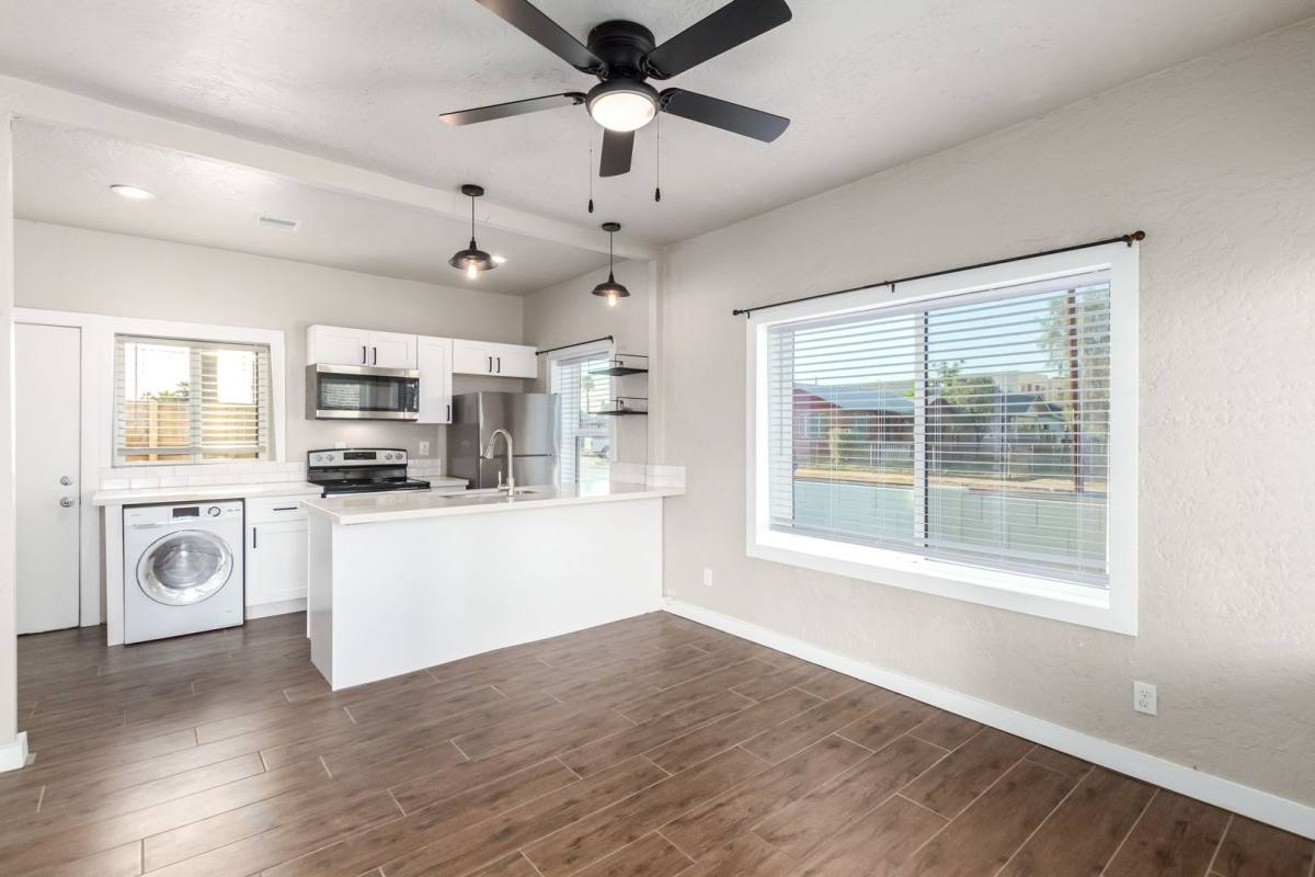 Apartment for rent at 725 W McKinley St, Phoenix, AZ 85007