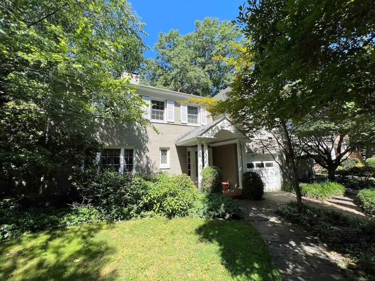 House for rent at 2266 48th St #NW, Washington, DC 20007