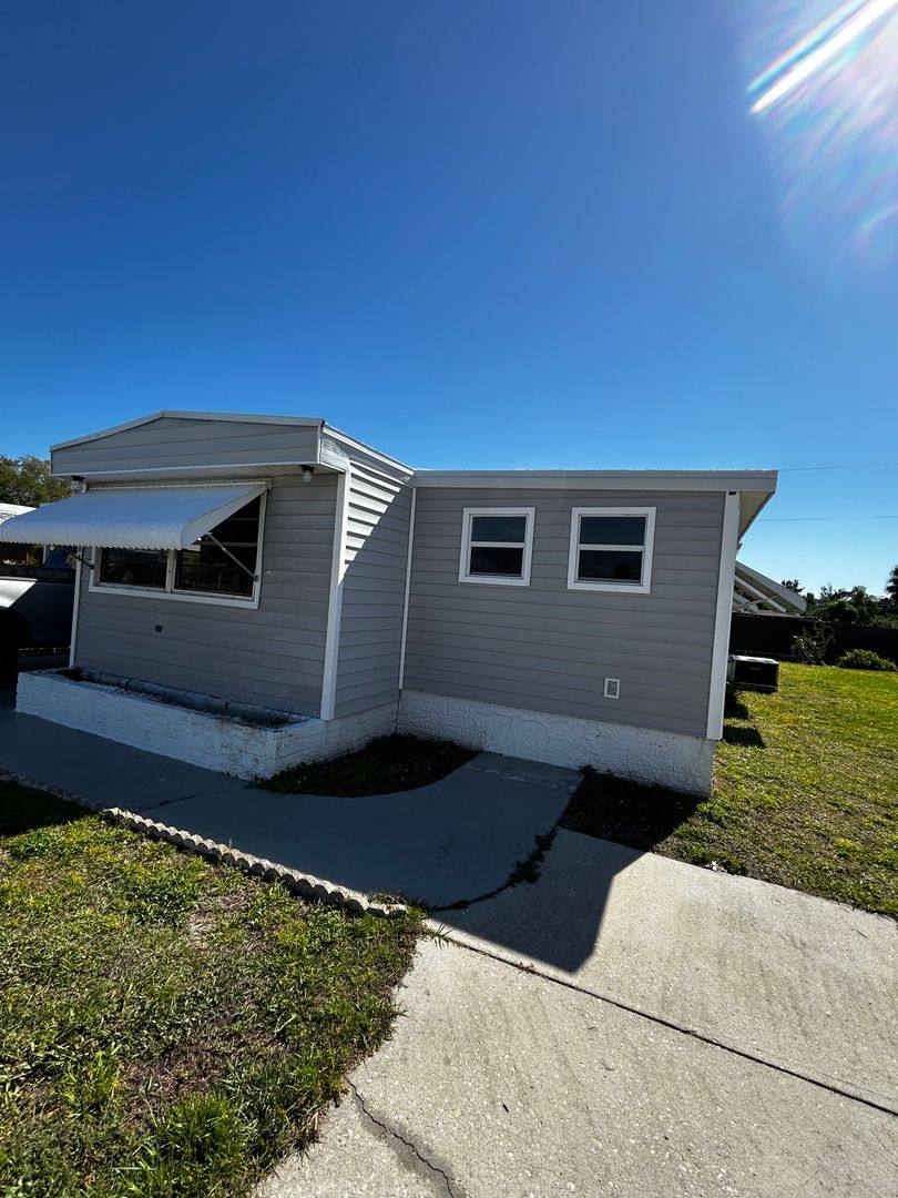 House for rent at 2722 Indianwood Dr, North Fort Myers, FL 33917