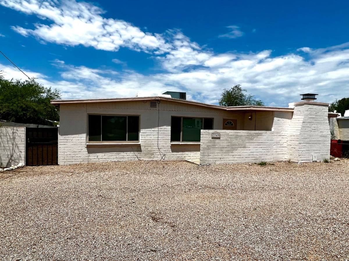 House for rent at 3949 E Glenn St, Tucson, AZ 85712
