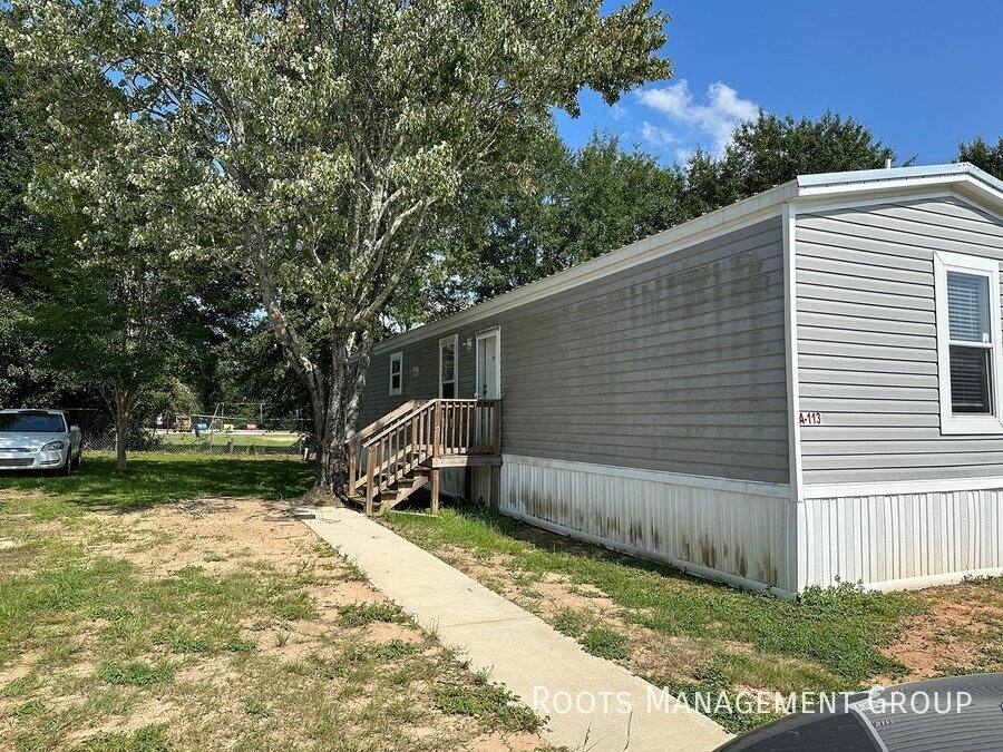 House for rent at 4010 Mance Newton Rd, Dothan, AL 36303