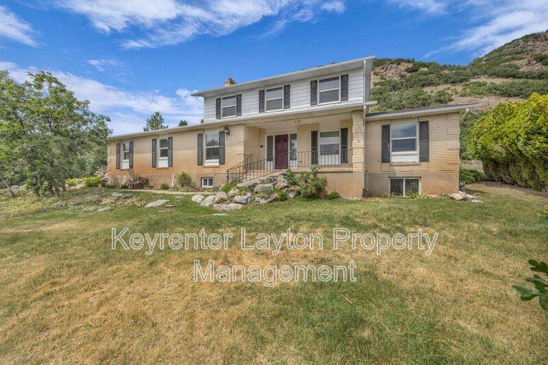 House for rent at 2420 E Bonneville Terrace Dr, Ogden, UT 84403