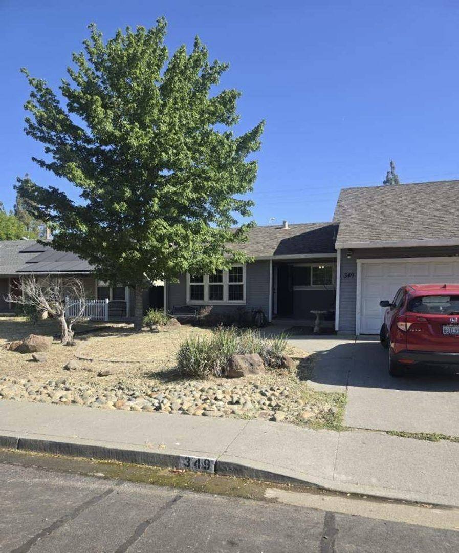 Apartment for rent at 349 Temple Dr, Vacaville, CA 95687