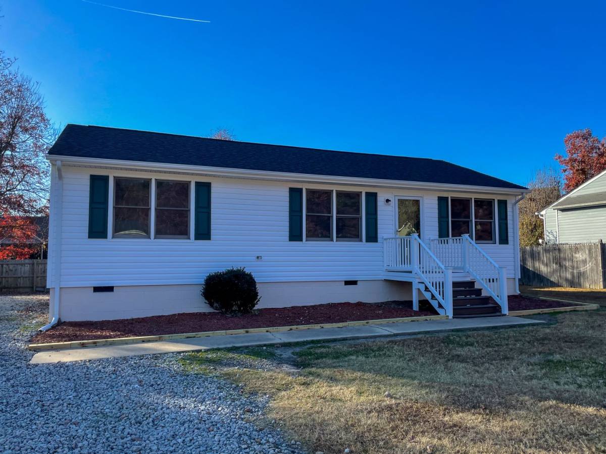 House for rent at 15928 Sandwave Rd, Chester, VA 23831