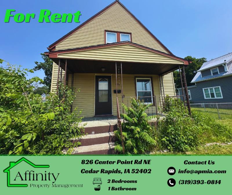 House for rent at 826 Center Point Rd NE #1, Cedar Rapids, IA 52402