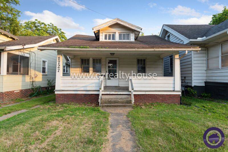 House for rent at 1727 Berkshire Place, Toledo, OH 43613