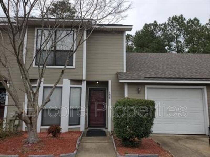 Townhouse for rent at 156 Aloha Dr, Fayetteville, NC 28311