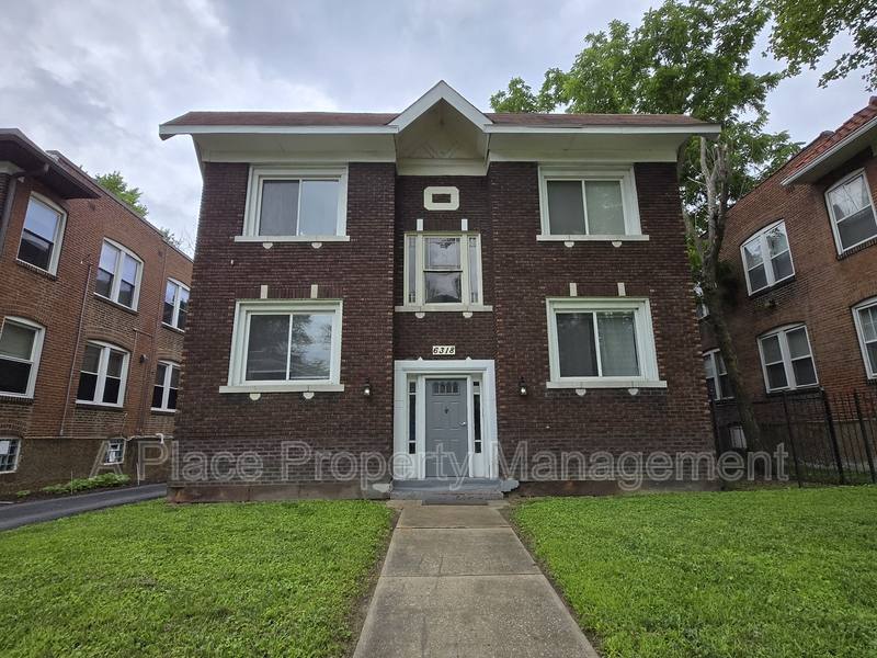 Apartment for rent at 6318 Cabanne Ave #1E, Saint Louis, MO 63130