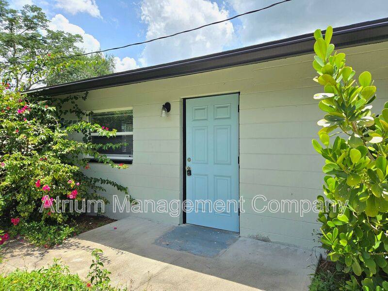 House for rent at 7924 1 2 N Socrum Loop Rd, Lakeland, FL 33809