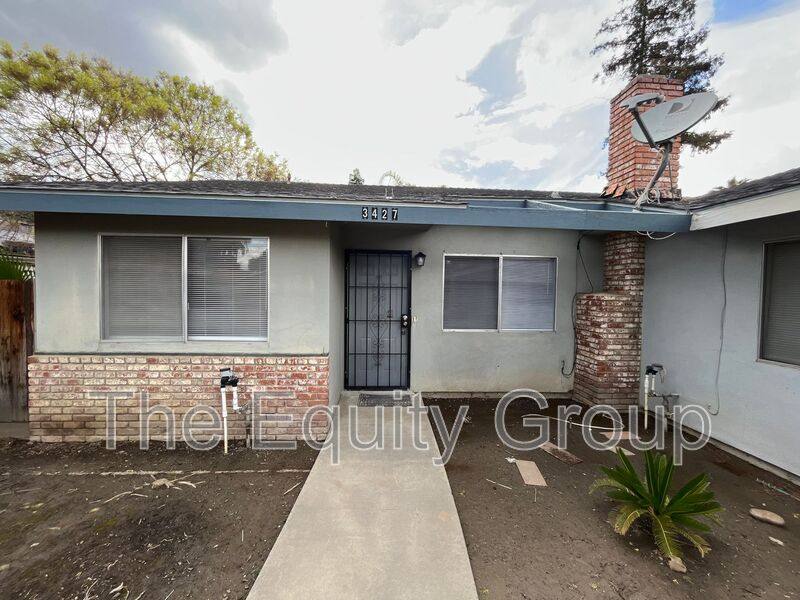 Apartment for rent at 3427 S Woodland St, Visalia, CA 93277