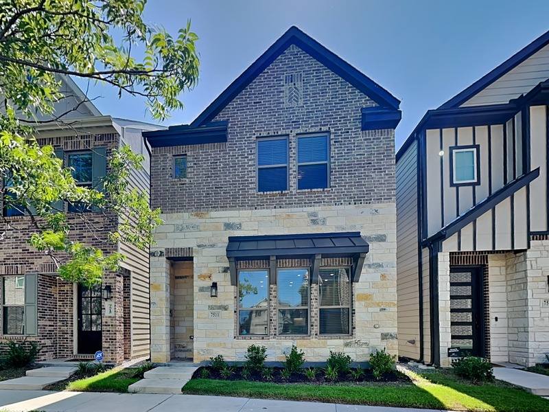House for rent at 7511 Edgeware Rd, Dallas, TX 75228