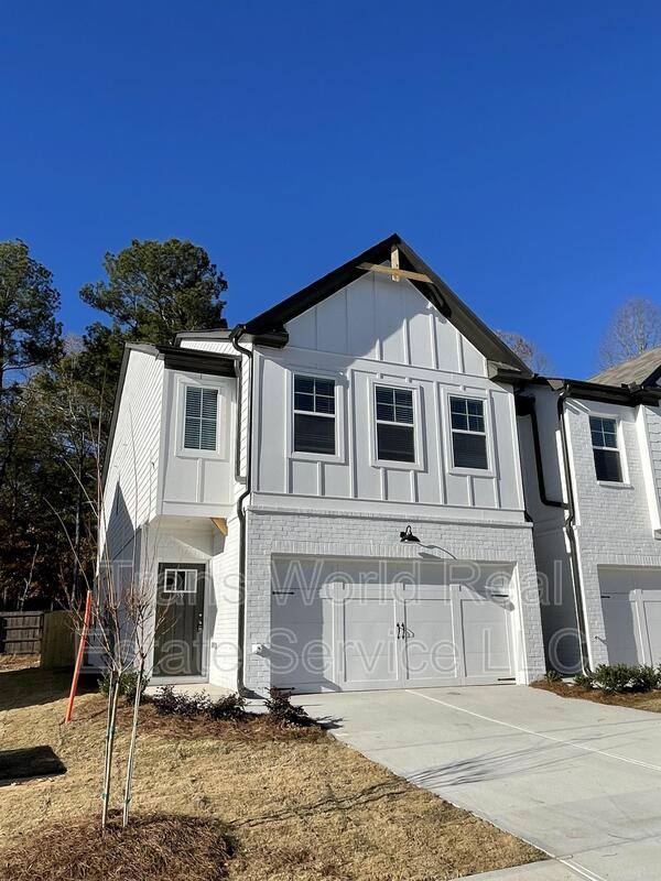 Townhouse for rent at 59 Auburn Valley Way, Auburn, GA 30011