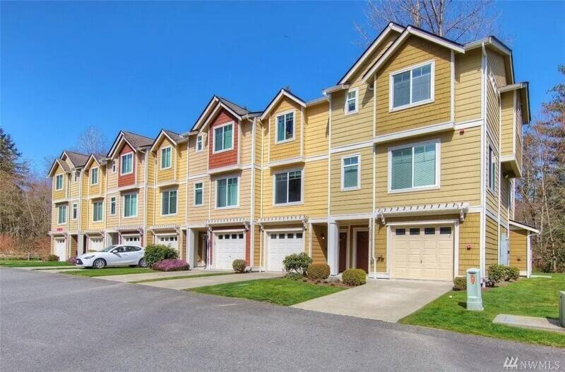 Townhouse for rent at 5213 147th St Court E #16, Tacoma, WA 98446