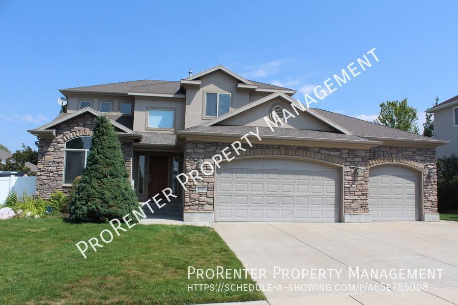 House for rent at 1757 E 1150 N, Layton, UT 84040