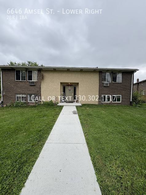 Apartment for rent at 6646 Amsel St #RIGHT, Canton, OH 44721