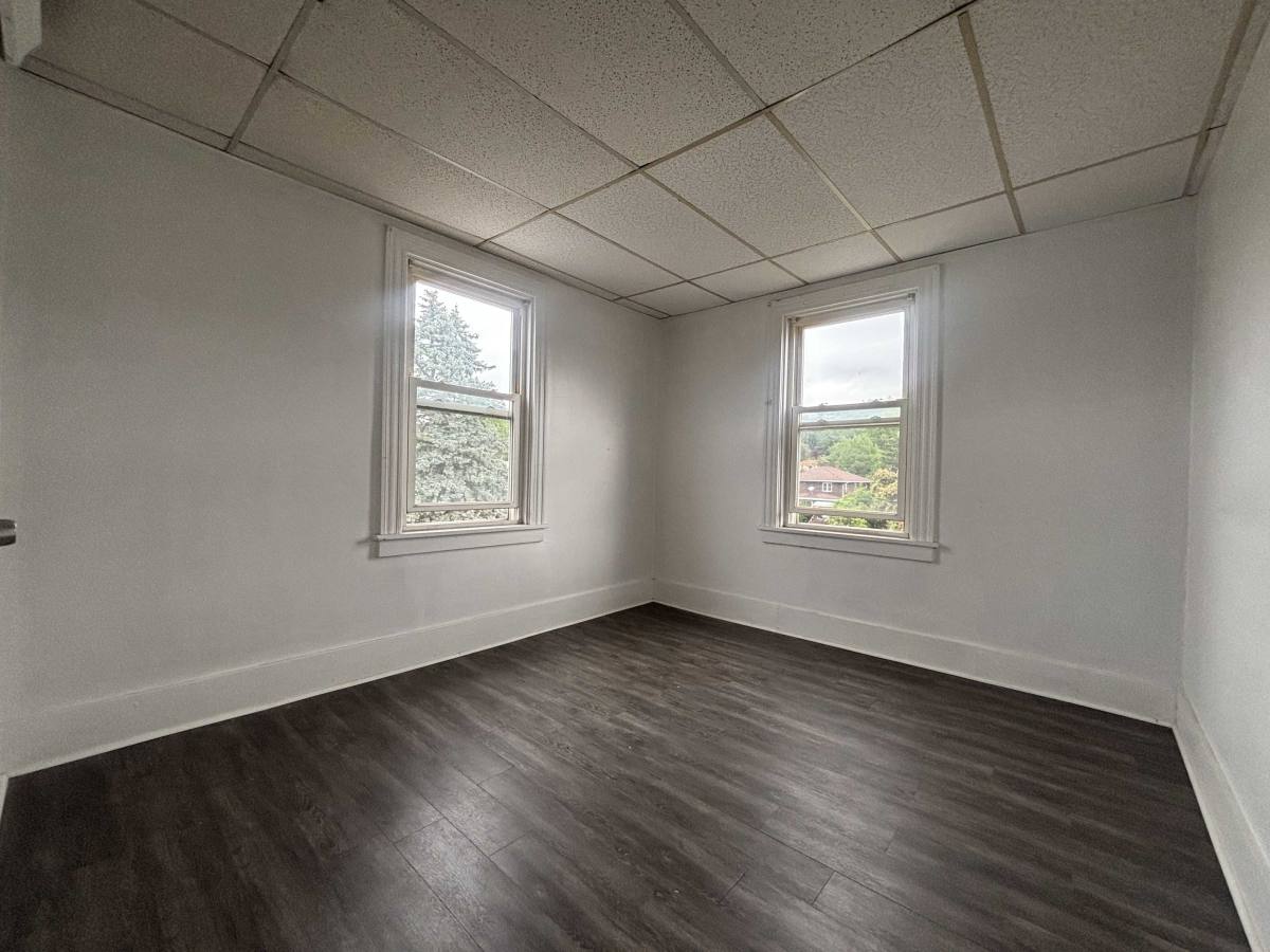 Apartment for rent at 1601 Lincoln Way, McKeesport, PA 15131