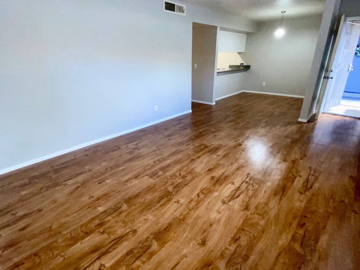 Condo for rent at 1402 E Guadalupe Rd, Tempe, AZ 85283