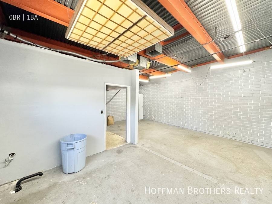Apartment for rent at 5763 W Pico Blvd, Los Angeles, CA 90019