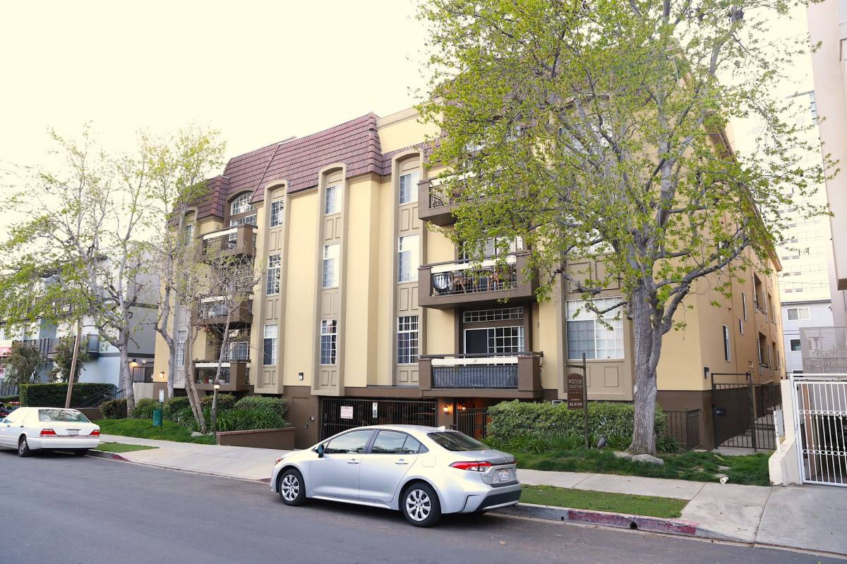 Apartment for rent at 1253 Barry Ave, Los Angeles, CA 90025