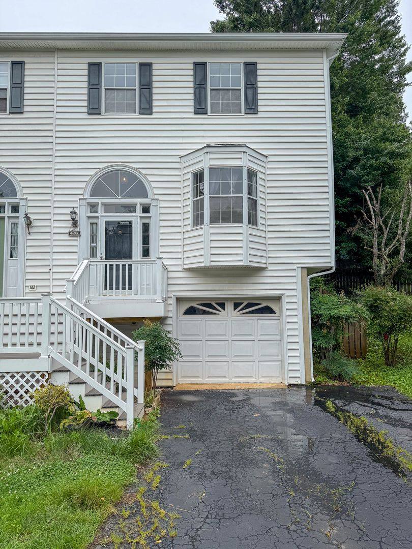 Townhouse for rent at 4685 Oriole Court, Charlottesville, VA 22911