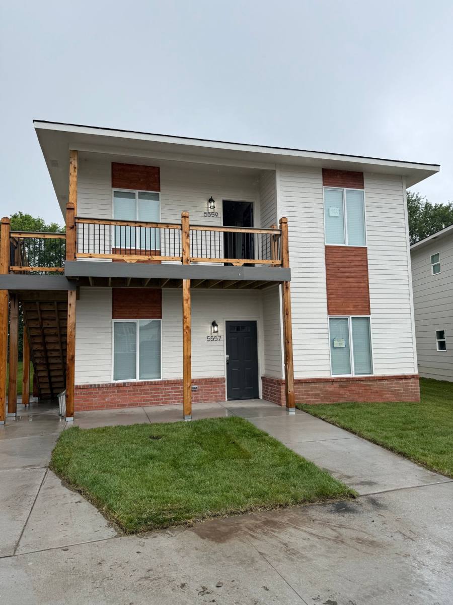 Townhouse for rent at 5557-59 N Bressler Dr, Wichita, KS 67219