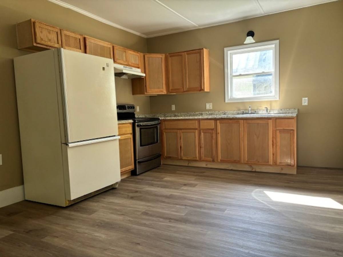Apartment for rent at 11 High St, Waterville, ME 04901