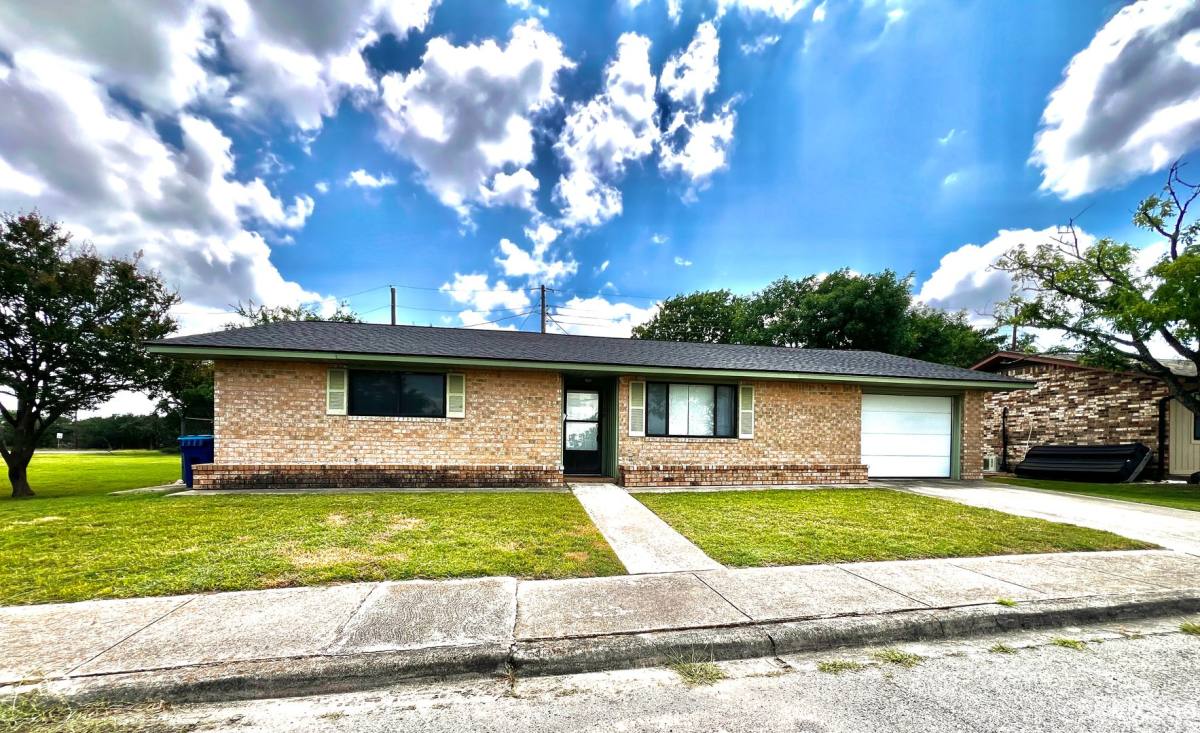House for rent at 129 Village, Kerrville, TX 78028