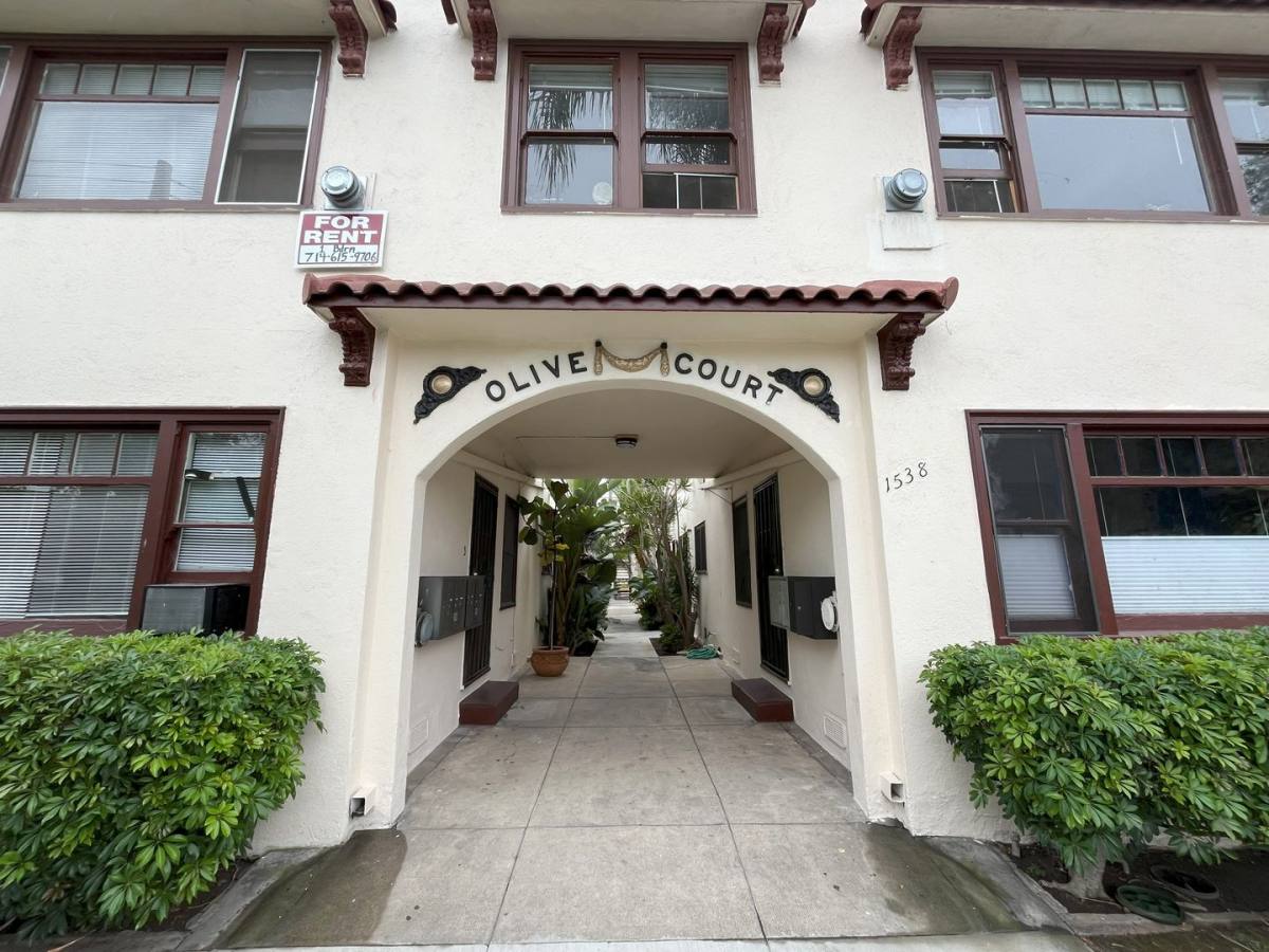 Apartment for rent at 1538 E Third St, Long Beach, CA 90802