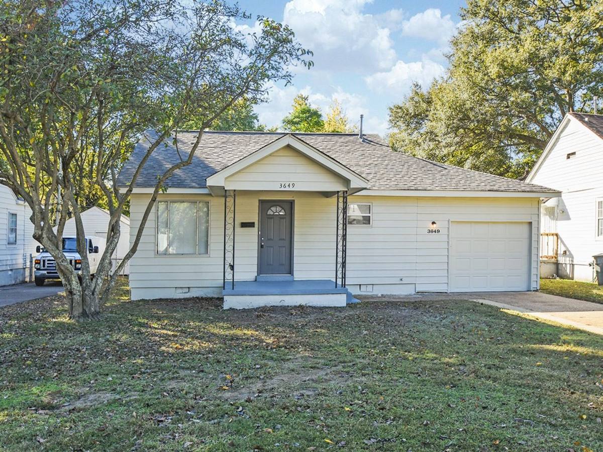 House for rent at 3649 Marion Ave, Memphis, TN 38111