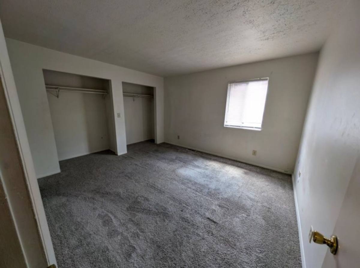 Townhouse for rent at 5124 W Canterbury Dr, Muncie, IN 47304