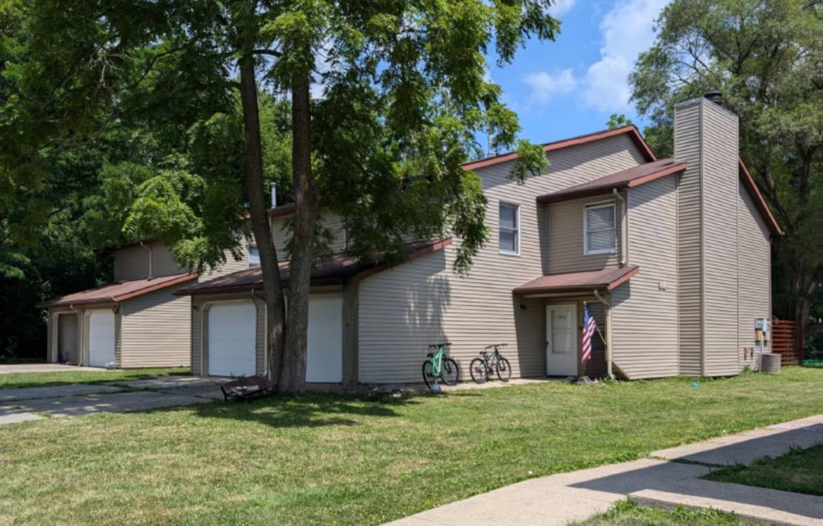 Townhouse for rent at 5124 W Canterbury Dr, Muncie, IN 47304
