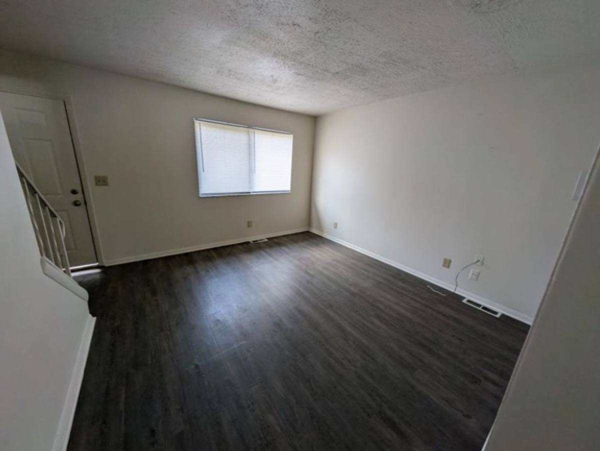 Townhouse for rent at 5124 W Canterbury Dr, Muncie, IN 47304