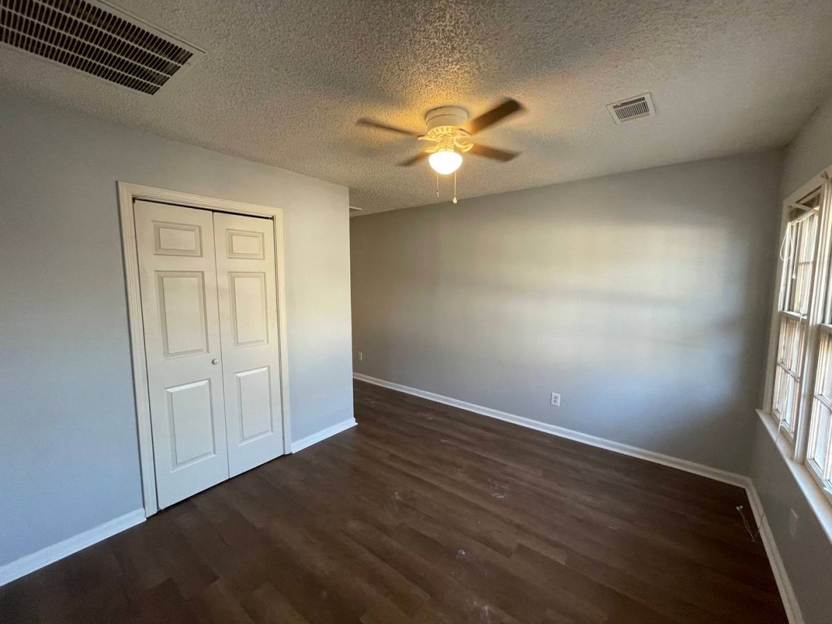 Apartment for rent at 227 S Gee St, Jonesboro, AR 72401