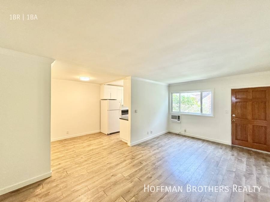 Apartment for rent at 14041 Moorpark St #3, Sherman Oaks, CA 91423