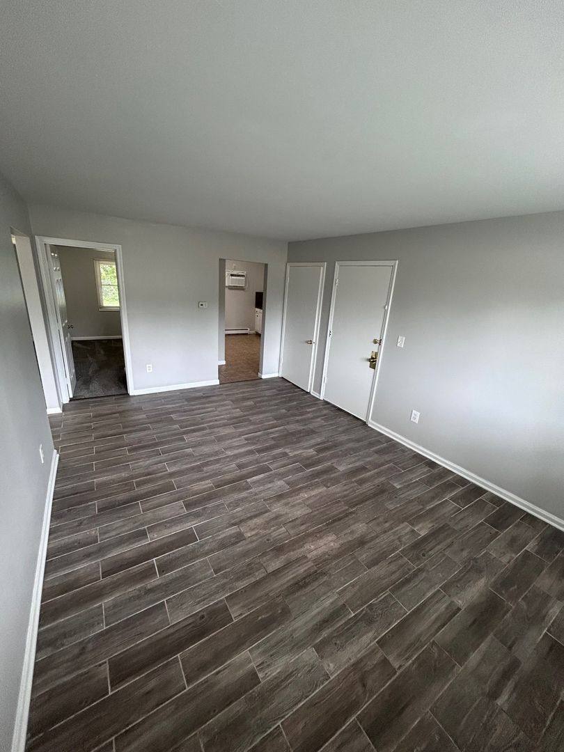 Apartment for rent at 577-587 Andover St SE, Grand Rapids, MI 49548
