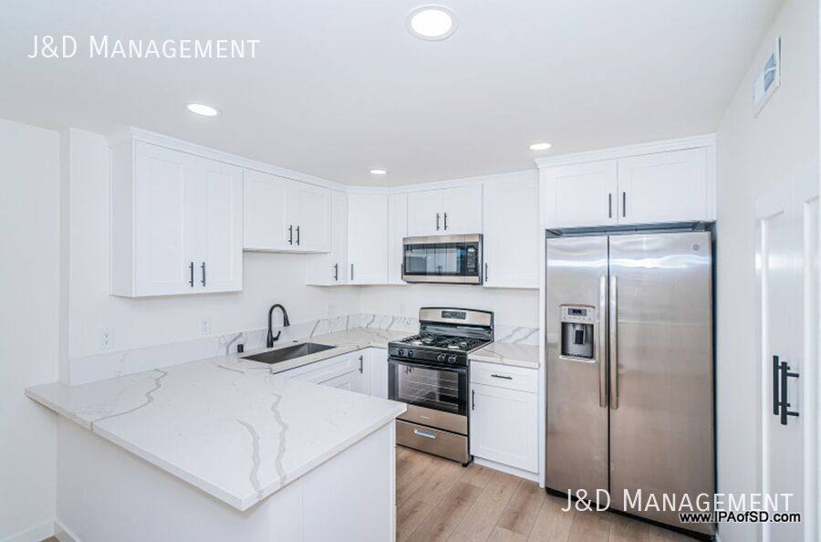 Apartment for rent at 1218 W Spruce St #B, San Diego, CA 92103