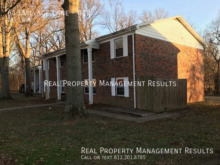 Apartment for rent at 613 Village Lane #19, Newburgh, IN 47630