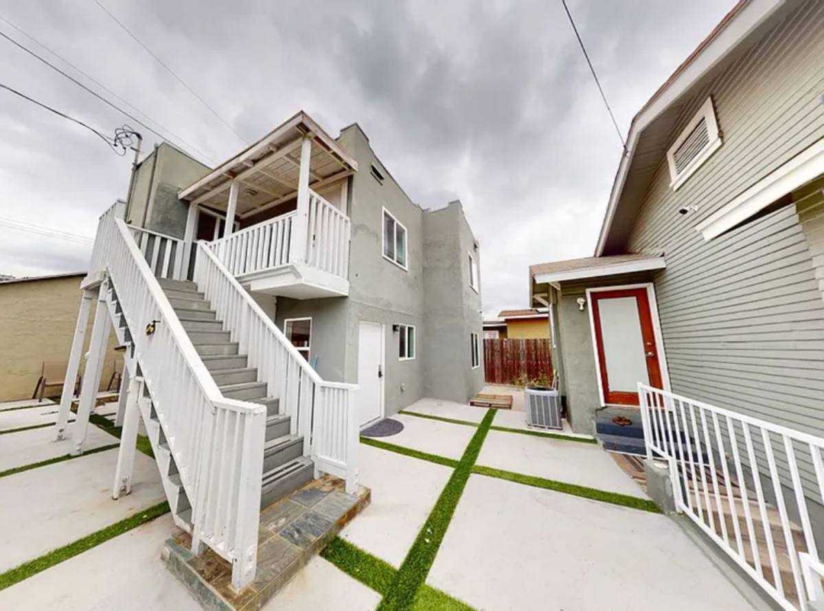 Apartment for rent at 3629 Marmion Way, Los Angeles, CA 90065