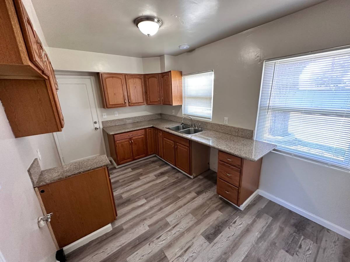 House for rent at 4345 E Brentwood Ave, Fresno, CA 93703