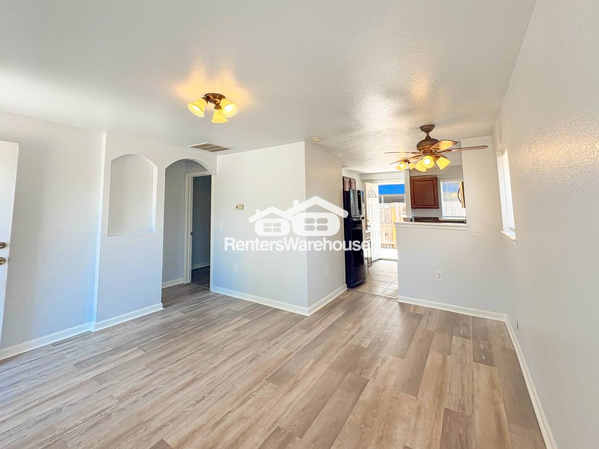 Townhouse for rent at 1546 Valentia St, Denver, CO 80220
