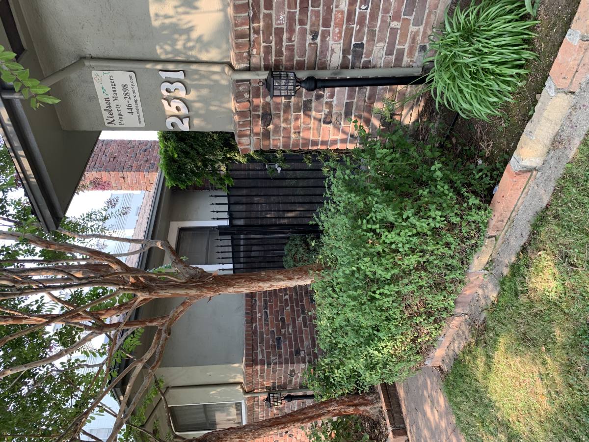 Apartment for rent at 2531 S St, Sacramento, CA 95816