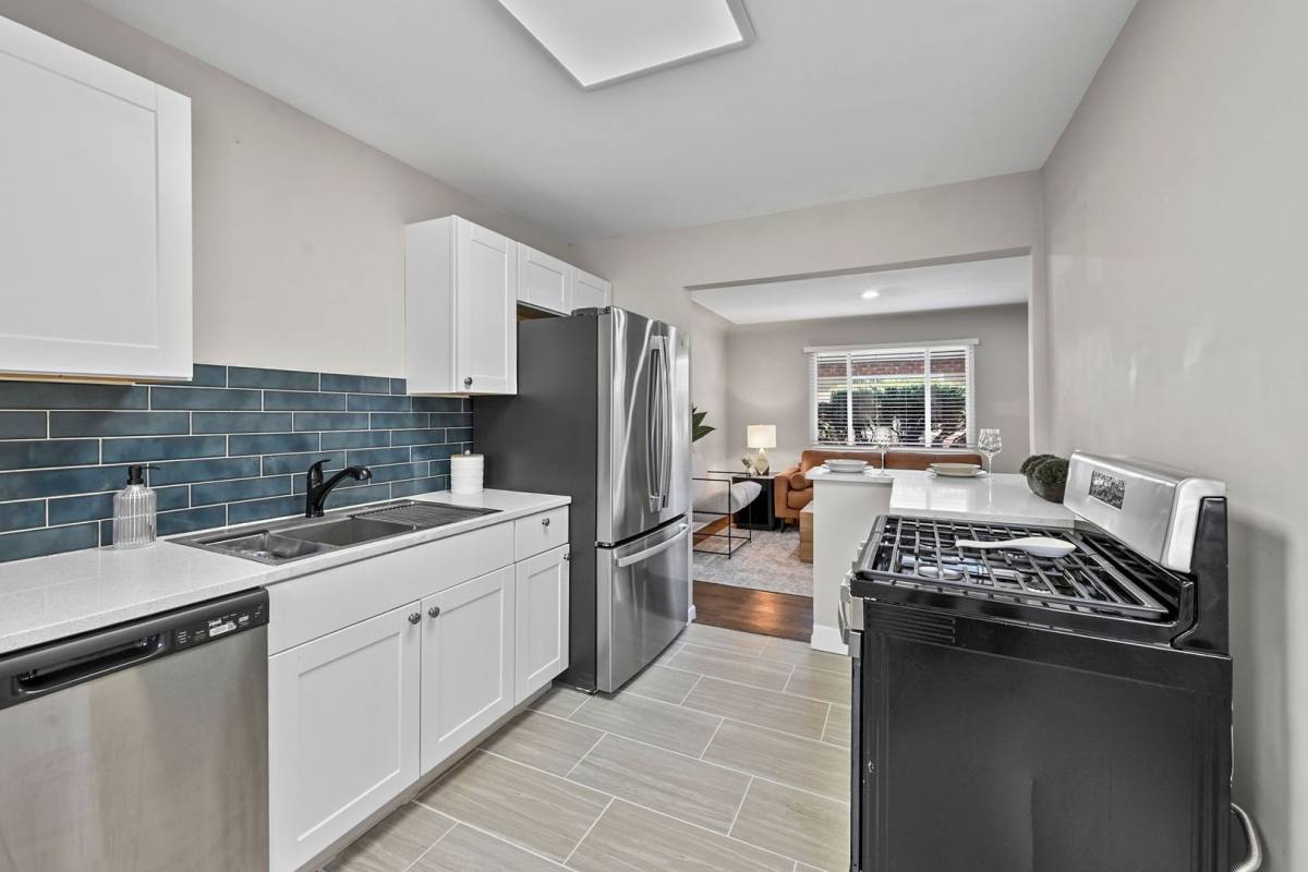 Apartment for rent at 500 S Pennsylvania St, Denver, CO 80209