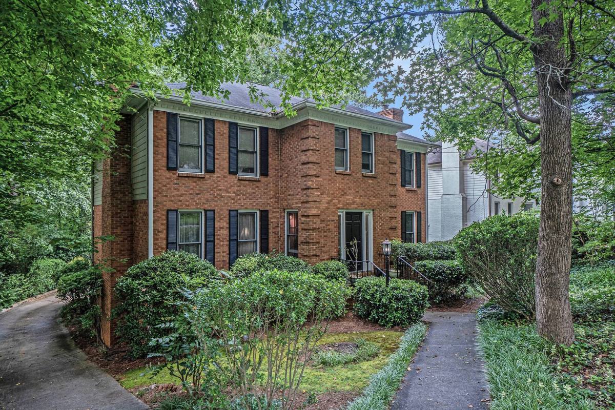 Apartment for rent at 795 N Parkwood, Decatur, GA 30030