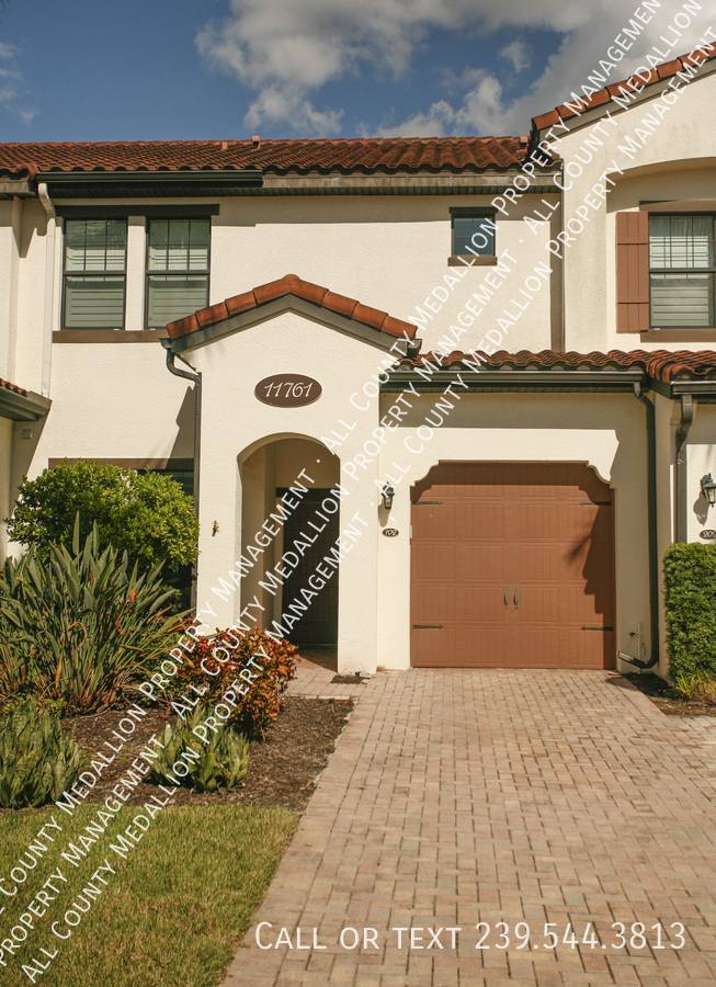 Apartment for rent at 11761 Grand Belvedere #102, Fort Myers, FL 33913