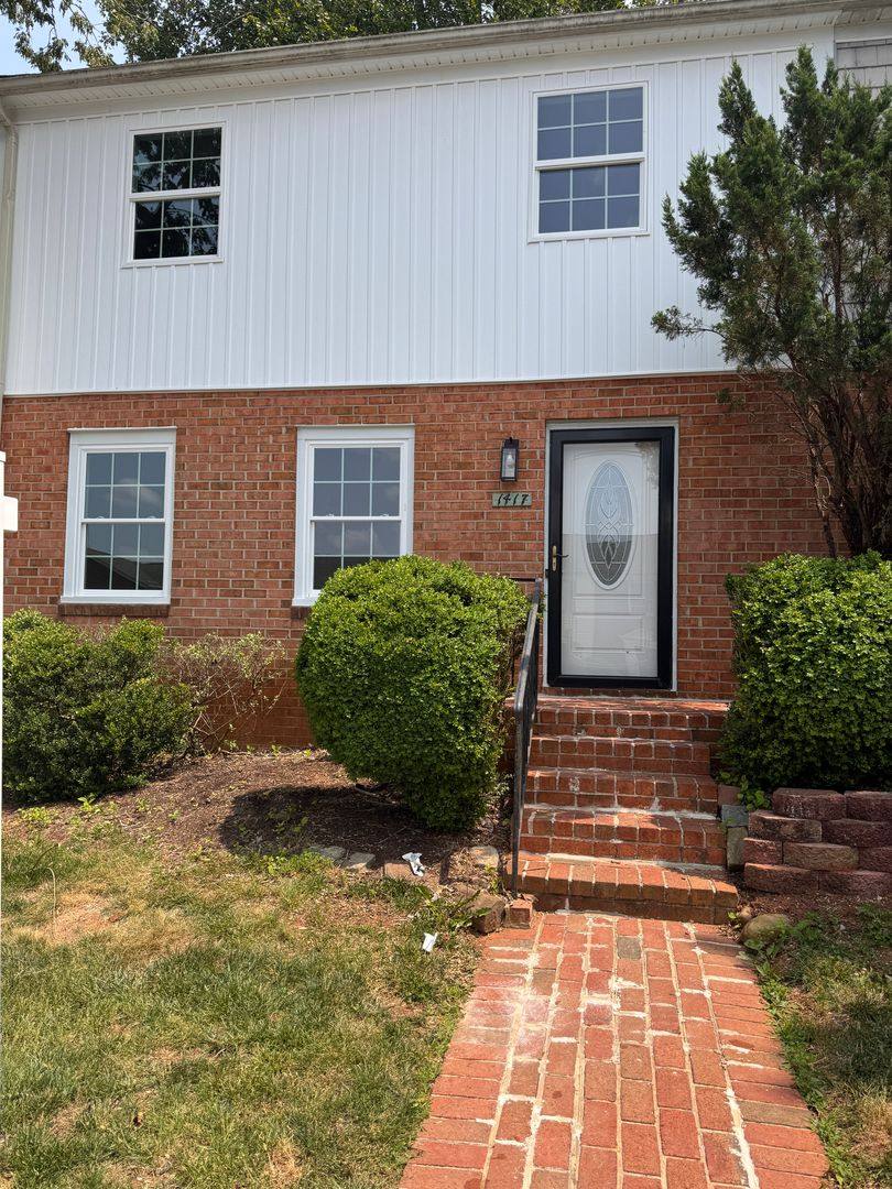 Townhouse for rent at 1417 Tunbridge Rd, Lynchburg, VA 24501